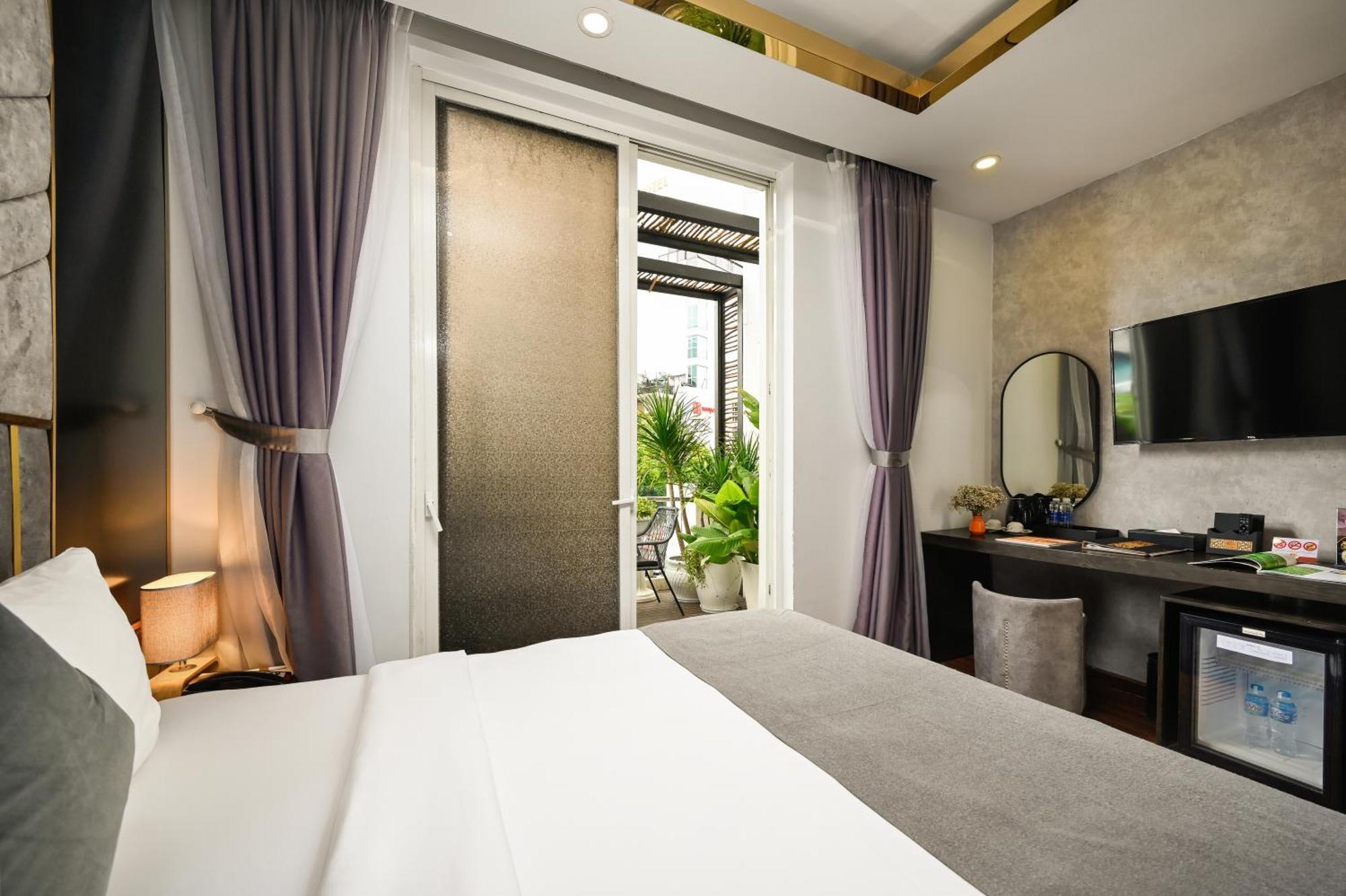 Cicilia City Hotel Saigon Center Ho Chi Minh City Exterior photo
